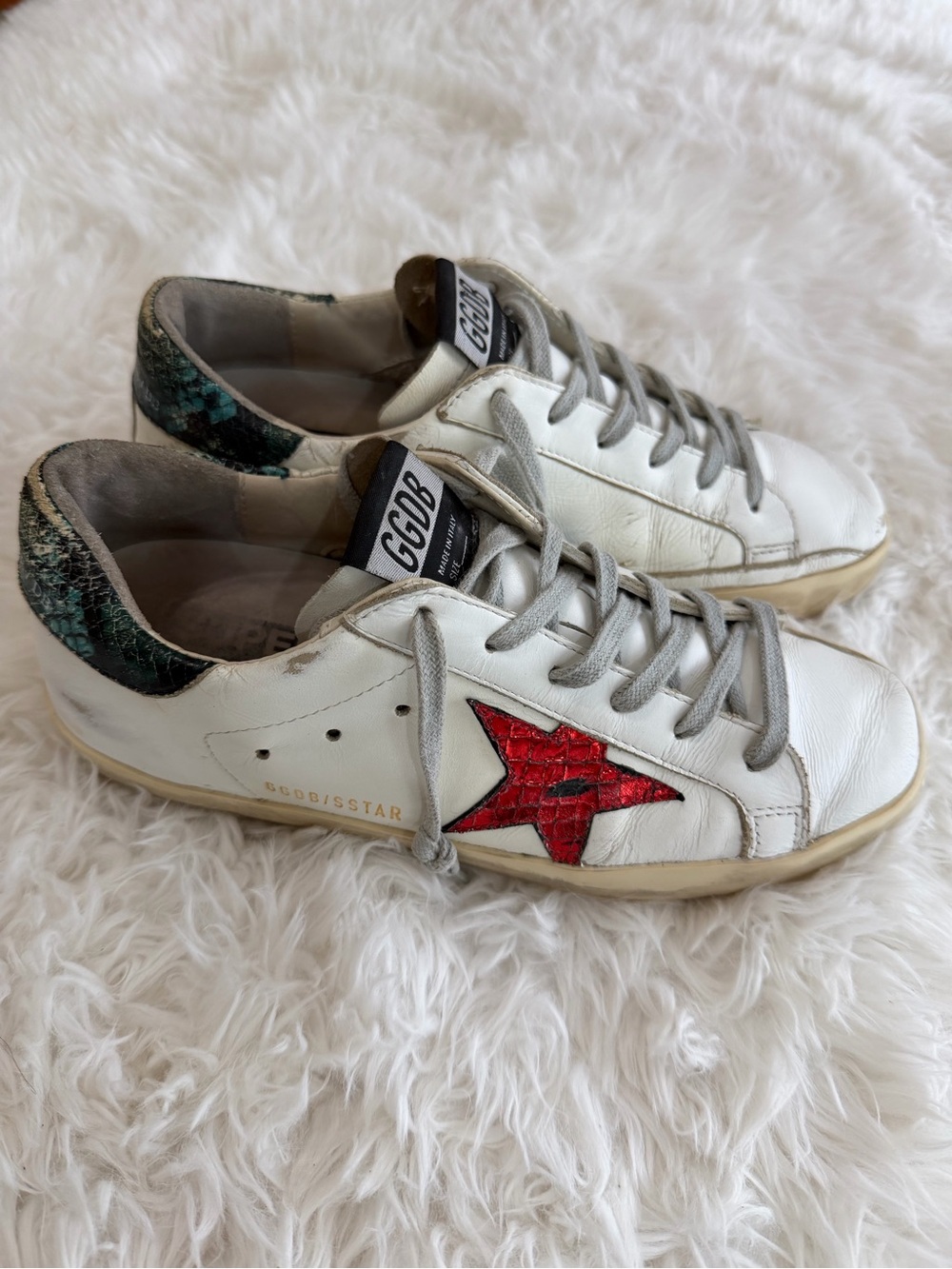 Golden Goose White Leather Sneakers with Red Star and Green Heel size 37 US 7